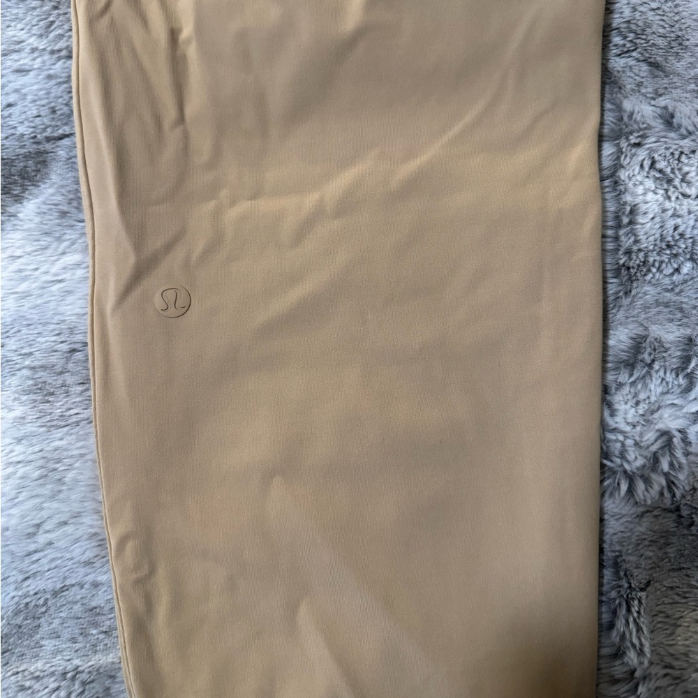 Lululemon On the Fly Jogger - Picture 8 of 10